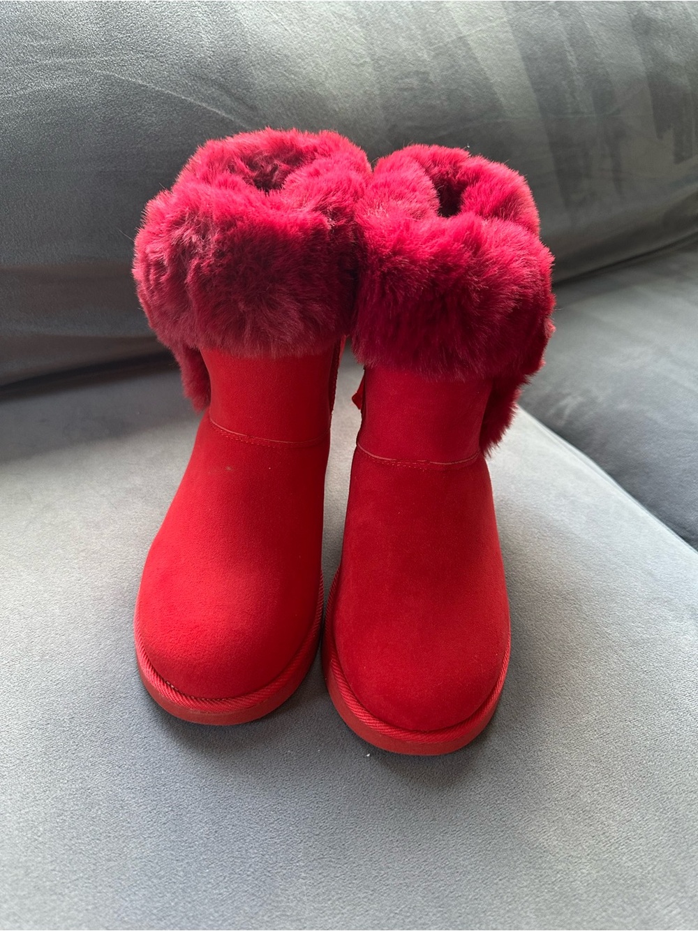 Juicy Couture Red Faux-Fur Cuff Winter Boots